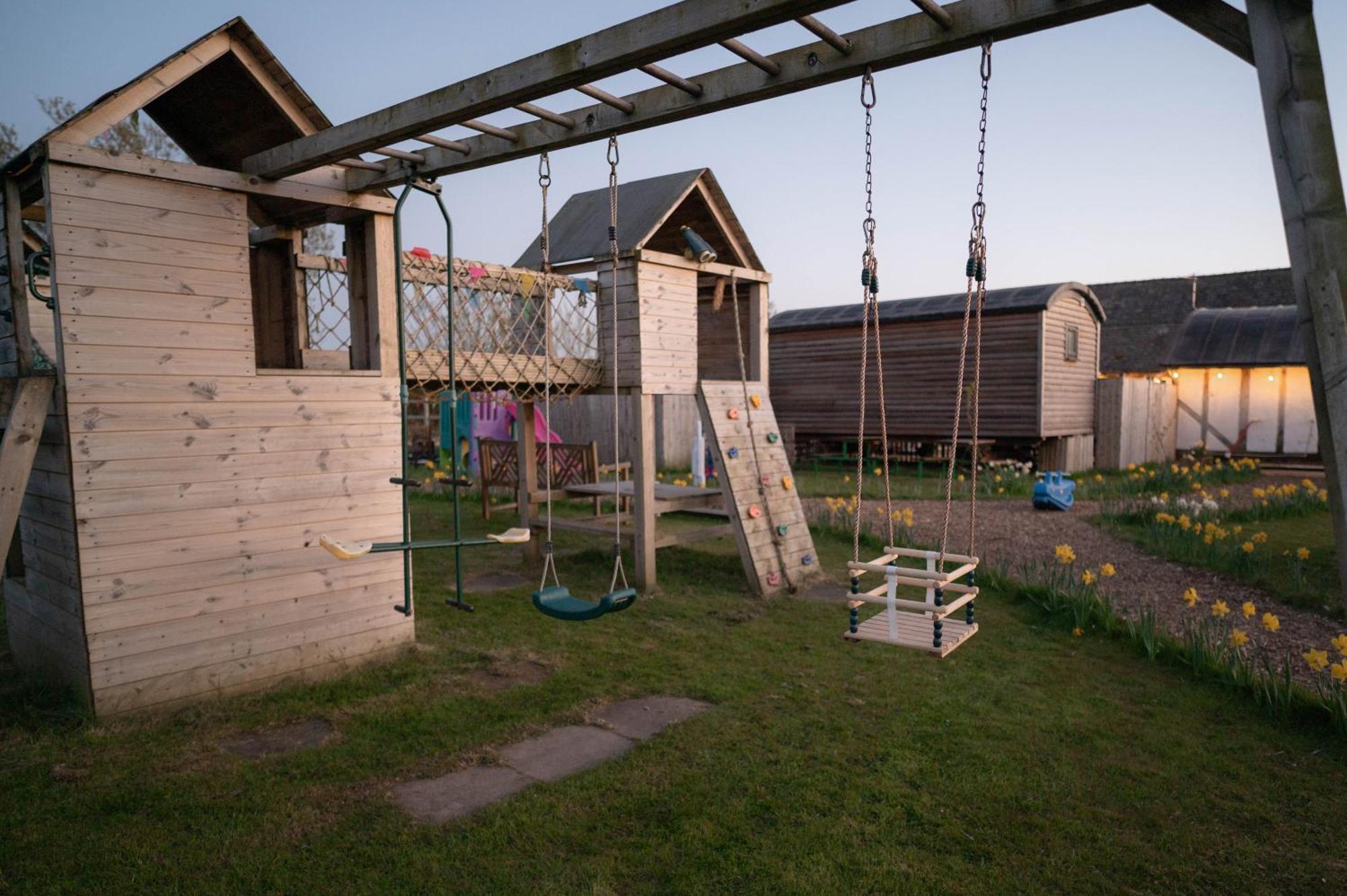 Barnacre Green Cottage - Eco-Friendly Cosy Cottage Moreton  Exterior photo